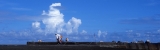 青空ー防波堤-s.jpg